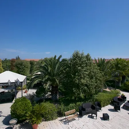 Hébergement de vacances With A Shared Pool Near The Adriatic Sea *